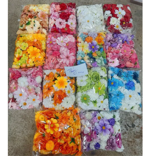 Set 20 - 50 -100 Bông Hoa Nhiều Màu Nhiều Mẫu Hottrend Size 8-12cm Trang Trí Hộp Quà, Bánh Kem, Giỏ Hoa Ngày Lễ Tết 2026