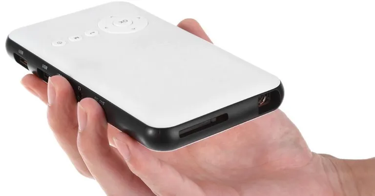 Top 3 máy chiếu mini chính hãng được đánh giá cao nhất