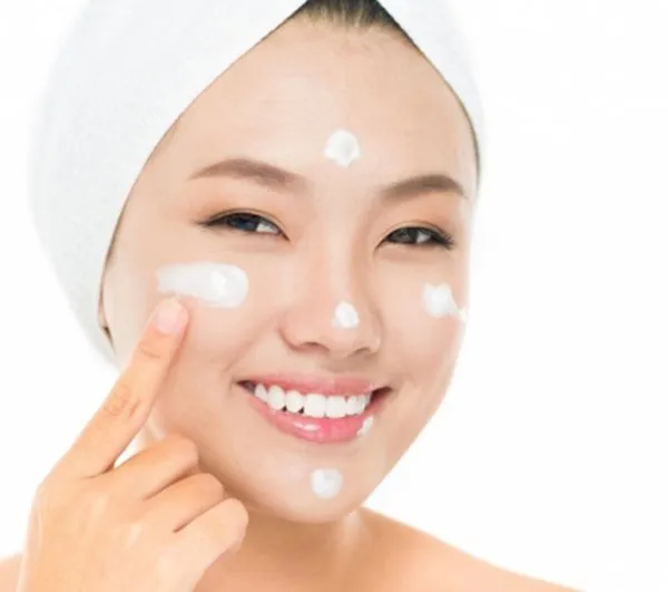 Thành phần chính của kem dưỡng Hada Labo Perfect White