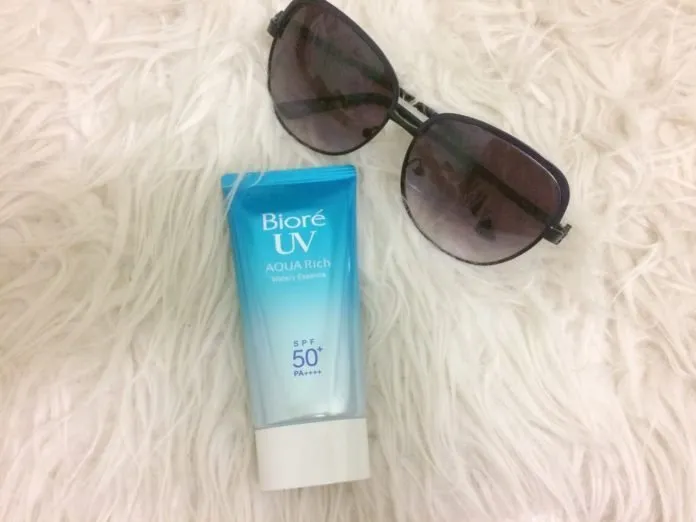 Thiết kế mới của Biore Aqua Rich