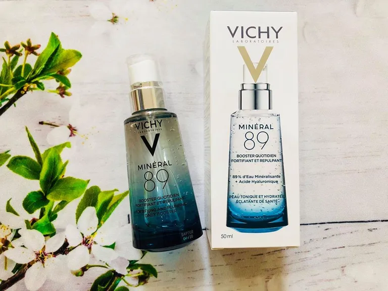 Review tinh chất Vichy Mineral 89 khiến hội chị em mê mẩn