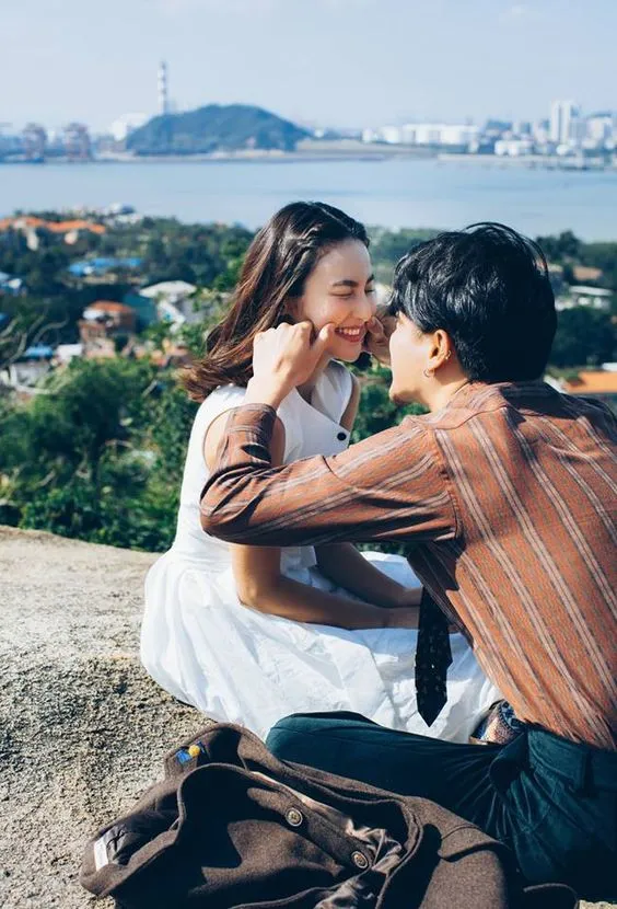 Thơ chế về tình yêu bá đạo