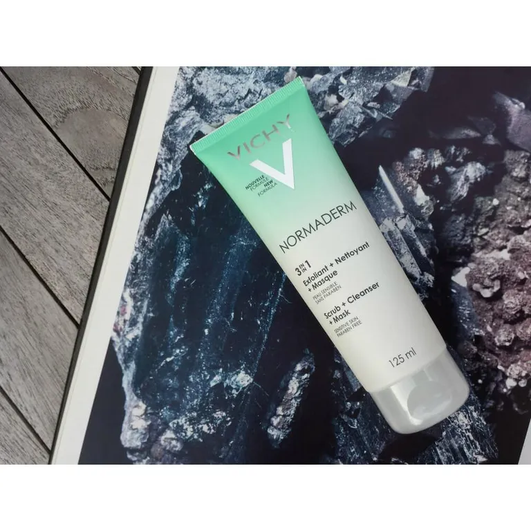 Sữa rửa mặt Vichy Normaderm Anti-imperfection Deep Cleansing Foaming Cream