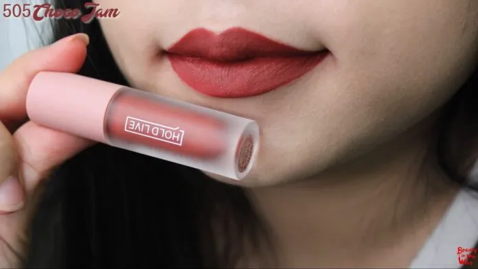 Son Hold Live màu 504 Fancy Ruby