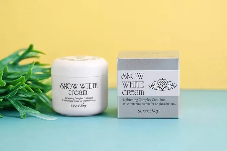 Review tất tần tật kem Snow White Cream thần thánh nổi tiếng