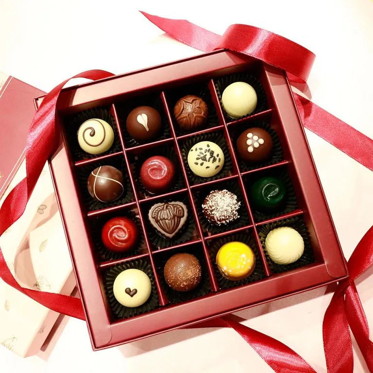 Hộp quà socola ngọt ngào
