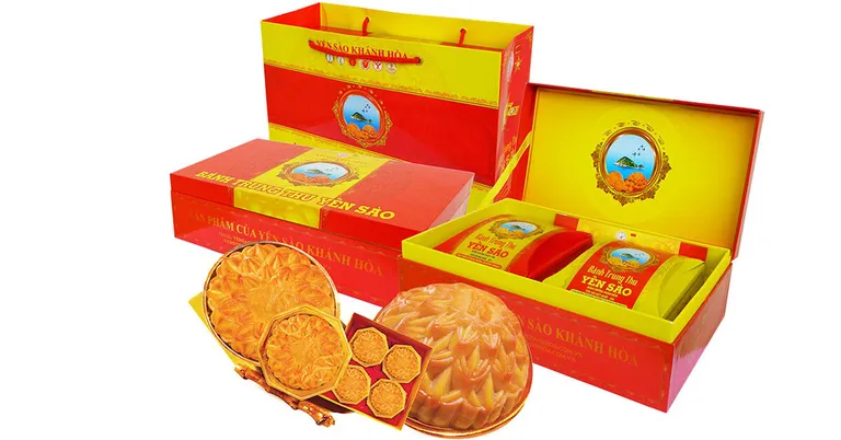 Bánh trung thu Yến sào Khánh Hòa có ngon không? Đánh giá chi tiết 2025