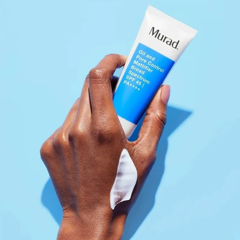 Murad - Oil and Pore Control Mattifier Broad Spectrum SPF 45