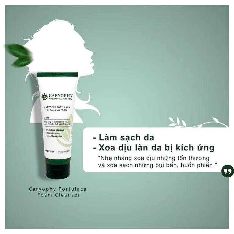 Kết cấu kem đặc và khả năng tạo bọt tốt