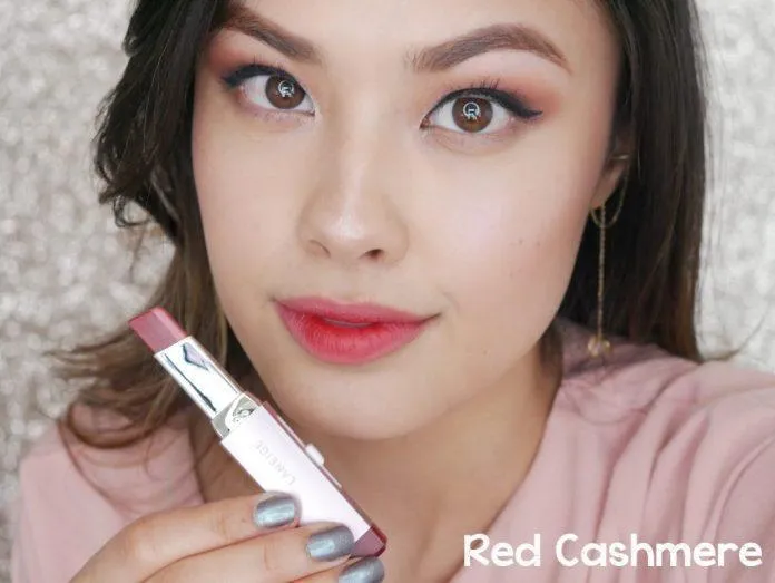 Màu đỏ đất sang trọng