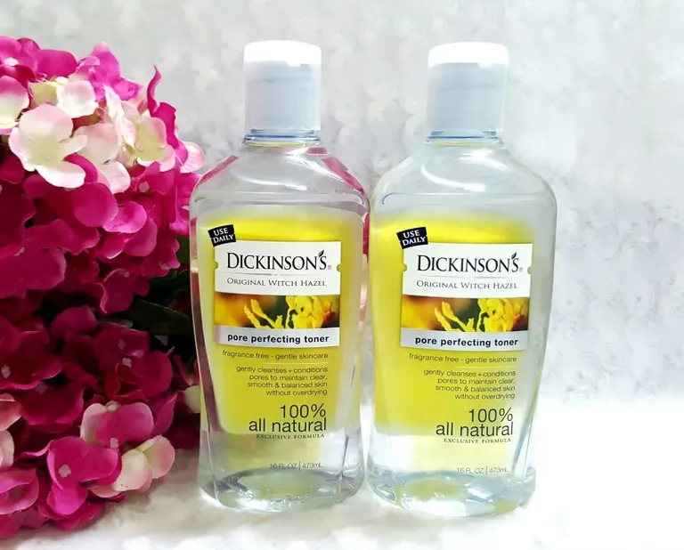 Thiết kế chai toner Dickinson's