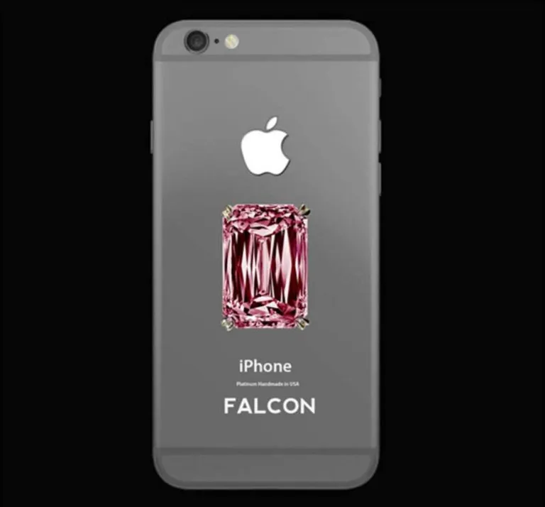 Iphone 6 Supernova kim cương hồng mẫu điện thoại đắt giá được nhiều người yêu thích.