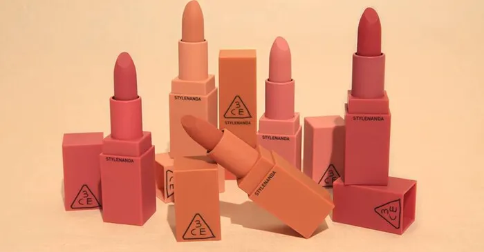 Chất son lì mịn, dễ tán